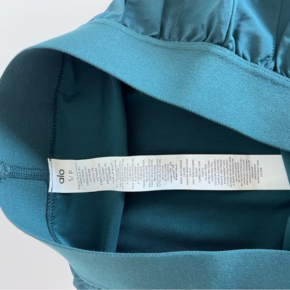 ALO Yoga Women's Varsity Pleated Mini Tennis Skirt Midnight Green - Picture 7 of 8